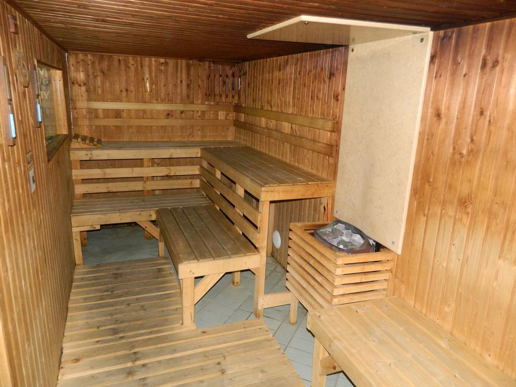 Spa Apartment Parkowy Chojnice Chambre photo